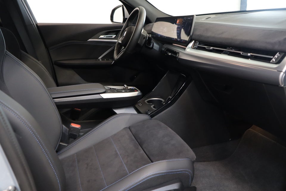 BMW iX2 eDrive20 M-Sport 5d