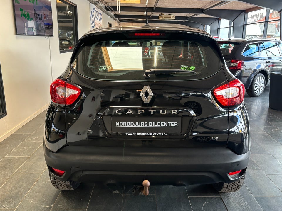 Renault Captur 0,9 TCe 90 Expression 5d