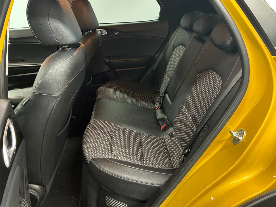 Kia XCeed 1,6 PHEV Upgrade DCT 5d