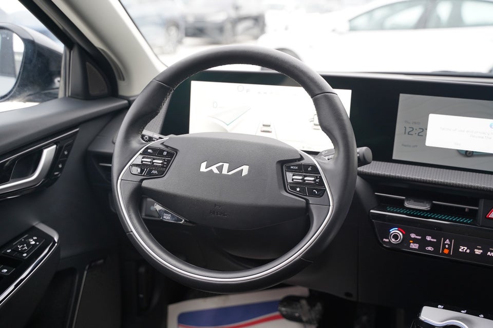Kia EV6 77 Long Range Upgrade 5d
