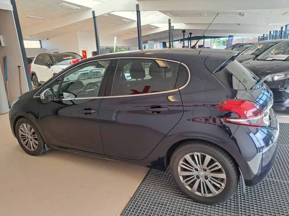 Peugeot 208 1,6 BlueHDi 100 Allure 5d