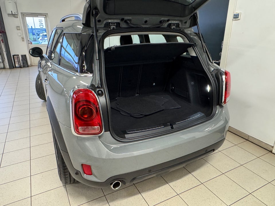 MINI Countryman Cooper 1,5 Essential aut. 5d