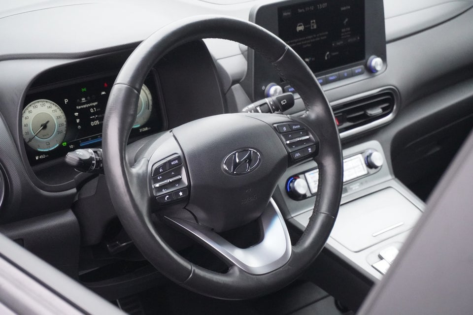 Hyundai Kona 64 EV Essential 5d