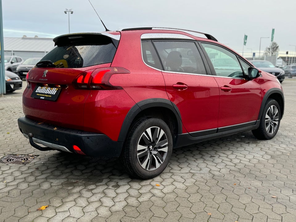 Peugeot 2008 1,6 BlueHDi 100 Desire 5d