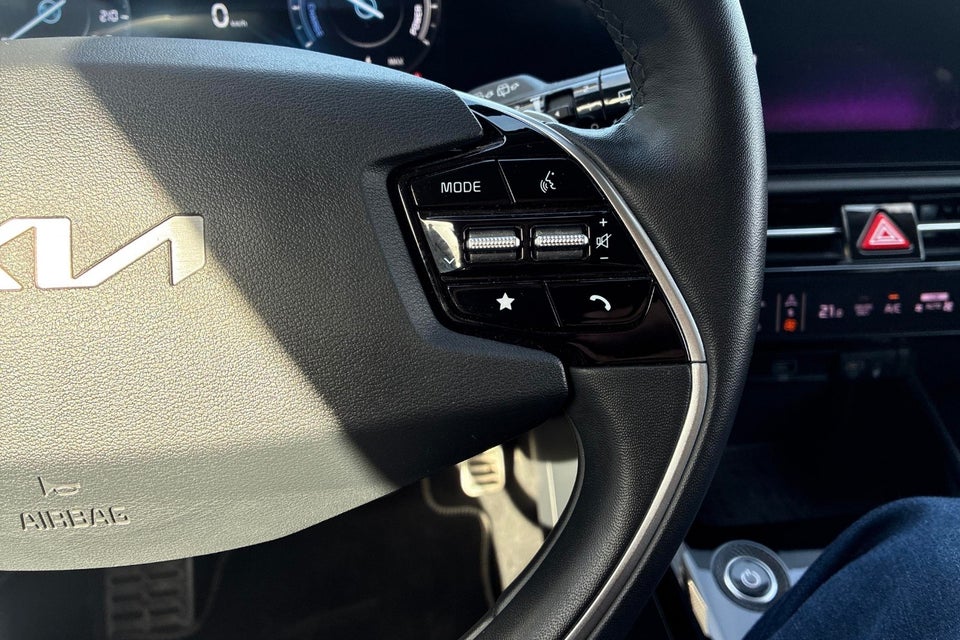Kia Niro 64 EV Vision 5d