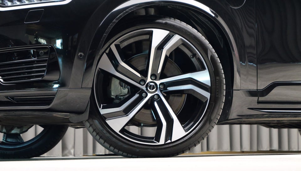 Volvo XC90 2,0 T8 ReCharge Ultra Dark aut. AWD 7prs 5d