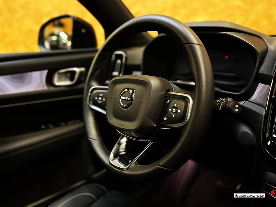 Volvo XC40 P8 ReCharge Twin Plus 5d