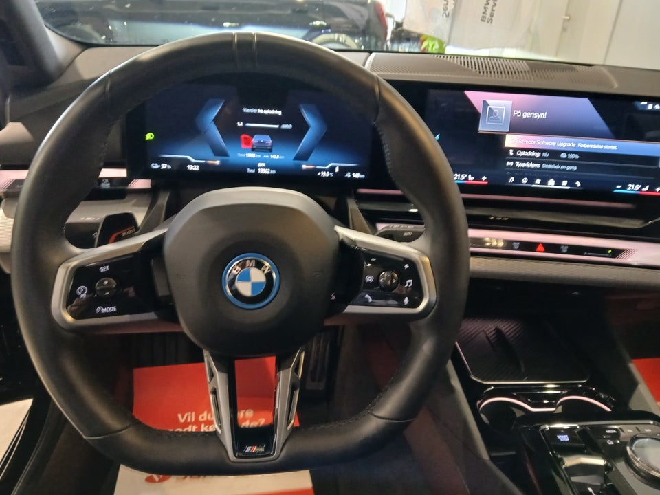 BMW i5 eDrive40 M-Sport 4d
