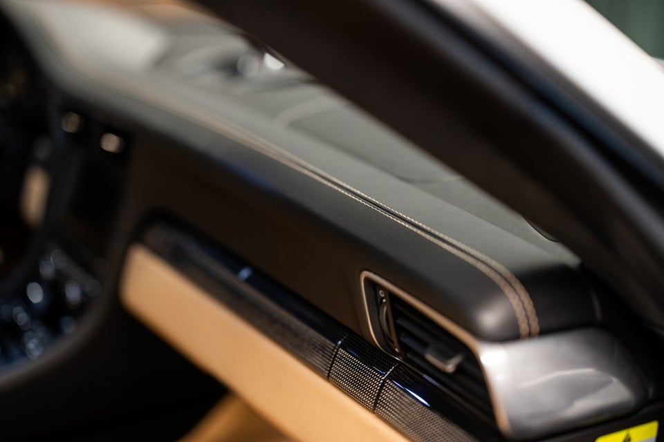 Porsche 911 Turbo S 3,8 Coupé PDK 2d