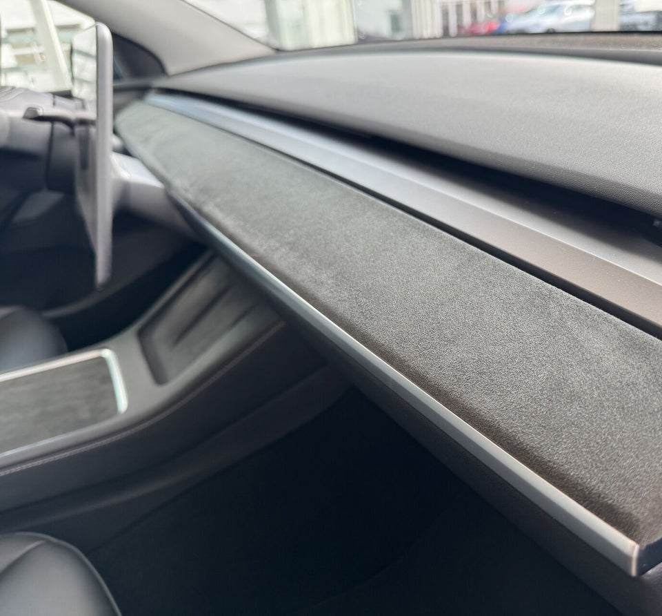 Tesla Model Y RWD 5d