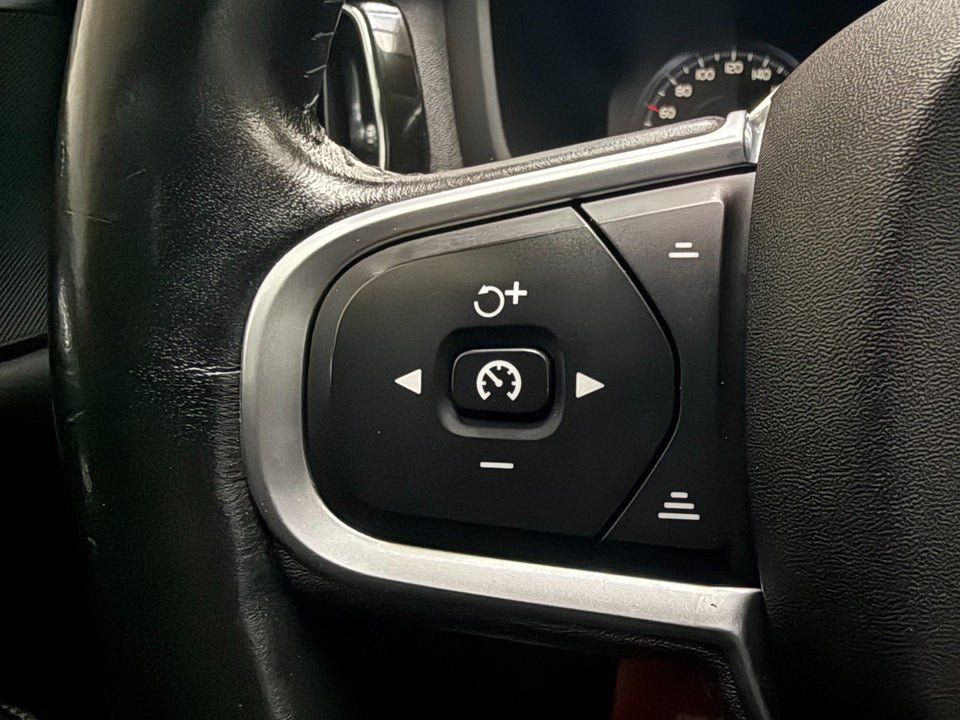 Volvo V60 2,0 D4 190 Momentum aut. 5d