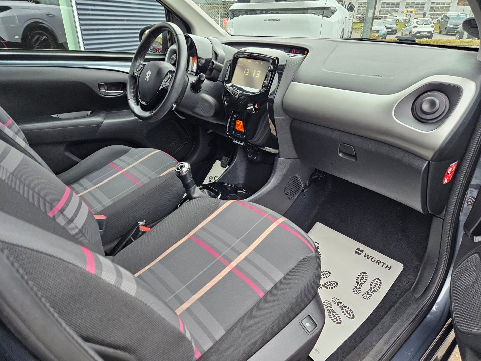 Peugeot 108 1,0 e-VTi 69 Allure 5d