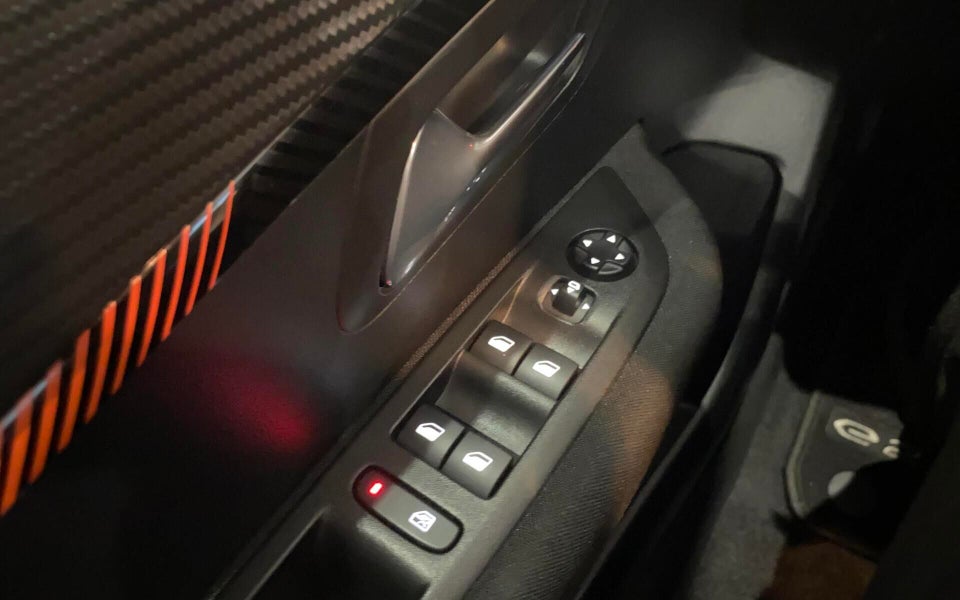 Peugeot e-208 50 Active Pack 5d