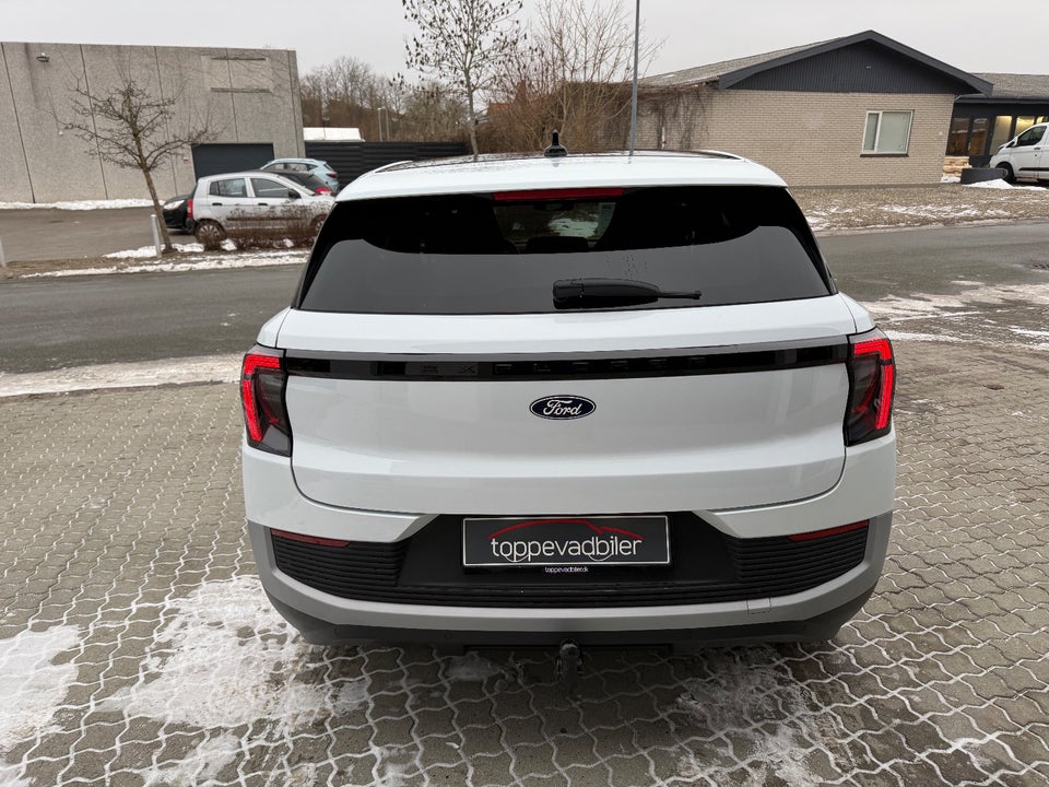 Ford Explorer 77 Premium Extended Range 5d