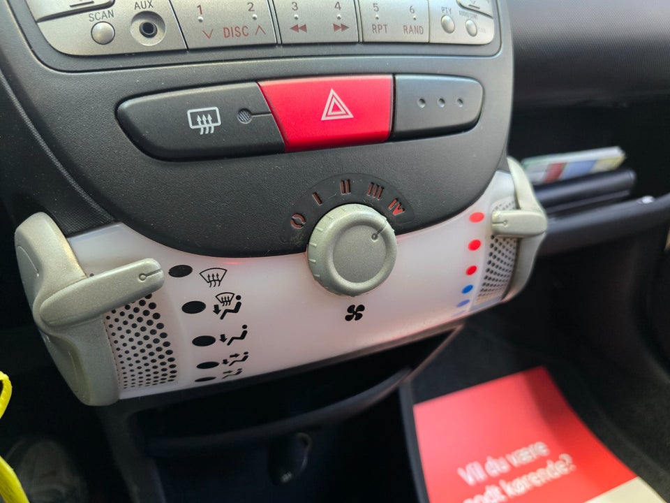 Toyota Aygo 1,0 VVT-i T1 5d