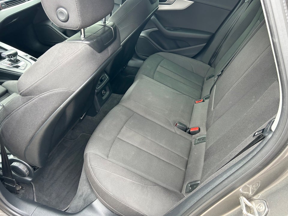 Audi A4 40 TFSi Advanced Prestige Tour plus Avant S-tr. 5d