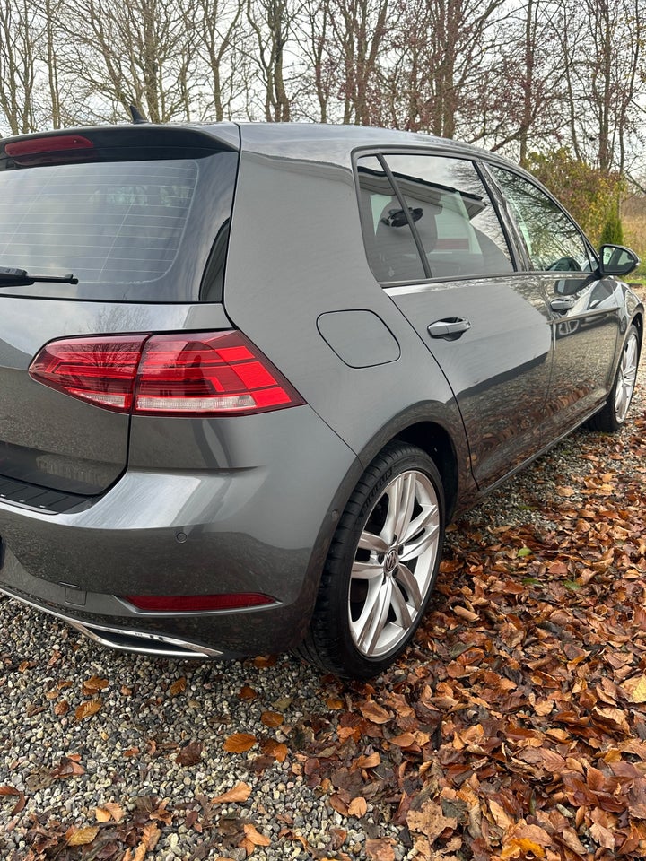 VW Golf VII 1,6 TDi 115 Comfortline 5d