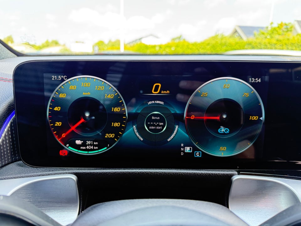 Mercedes EQB300 AMG Line 4Matic 5d