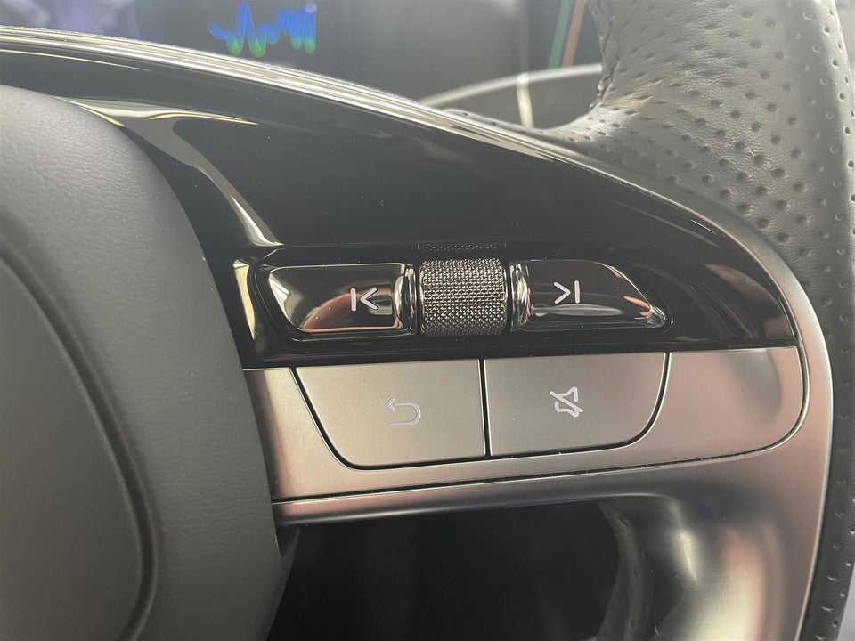 Xpeng G9 Standard Range 5d