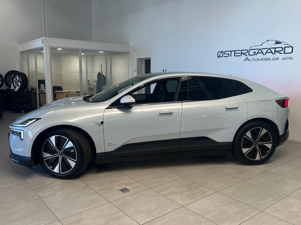 Polestar 4 Long Range AWD 5d
