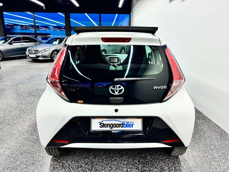 Toyota Aygo 1,0 VVT-i x-sky 5d