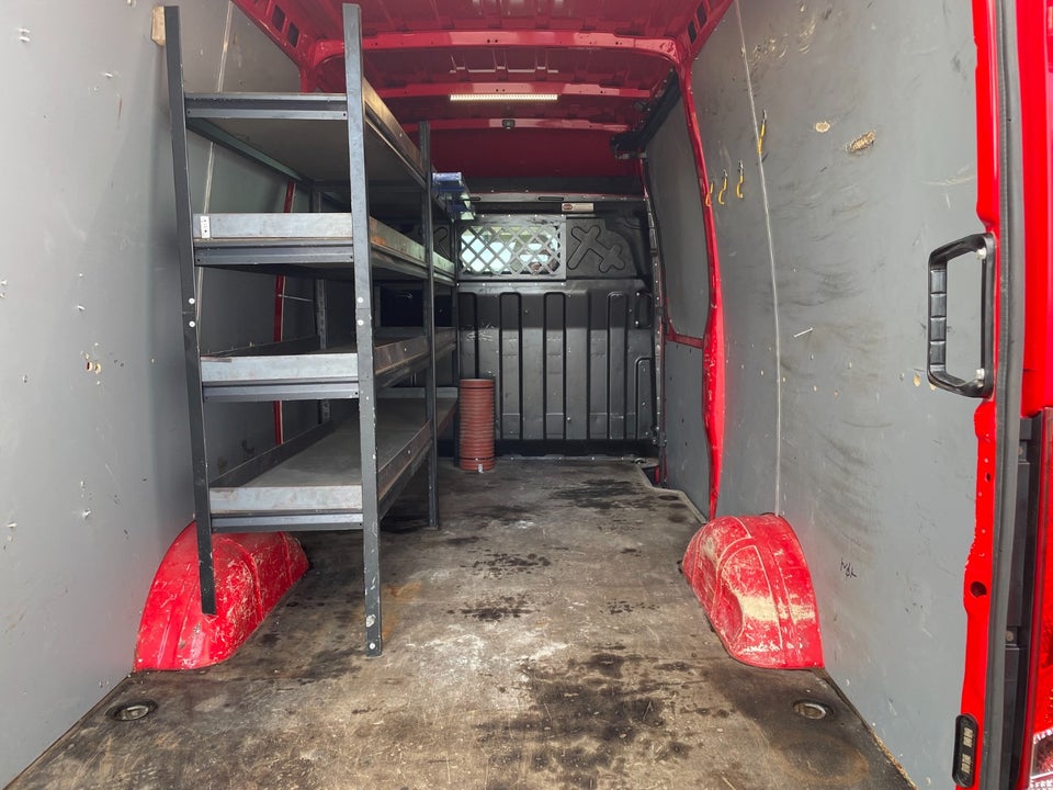Iveco Daily 3,0 35S17 12m³ Van