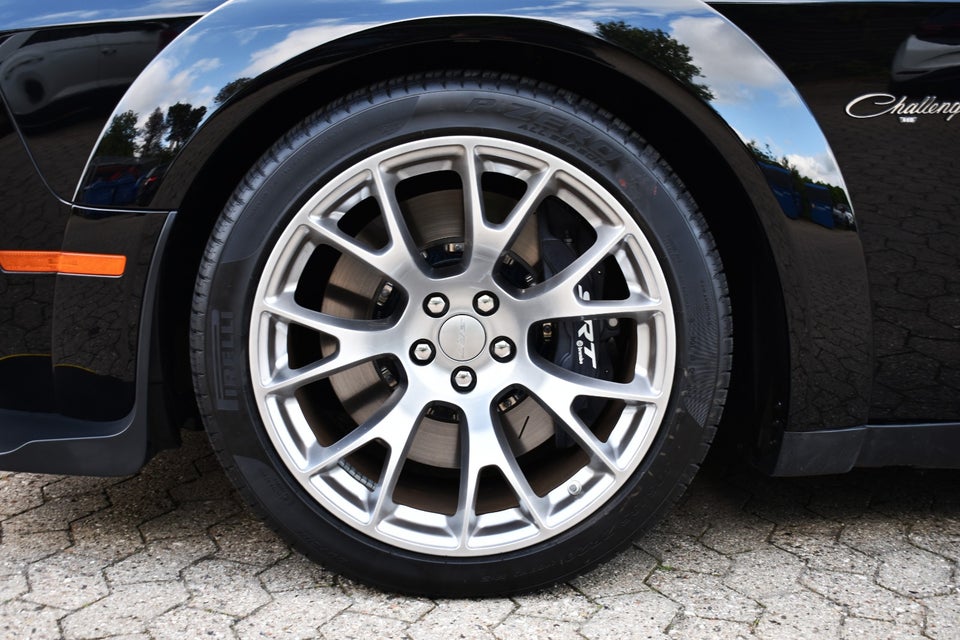 Dodge Challenger 6,2 SRT Hellcat Black Ghost Edition aut. 2d