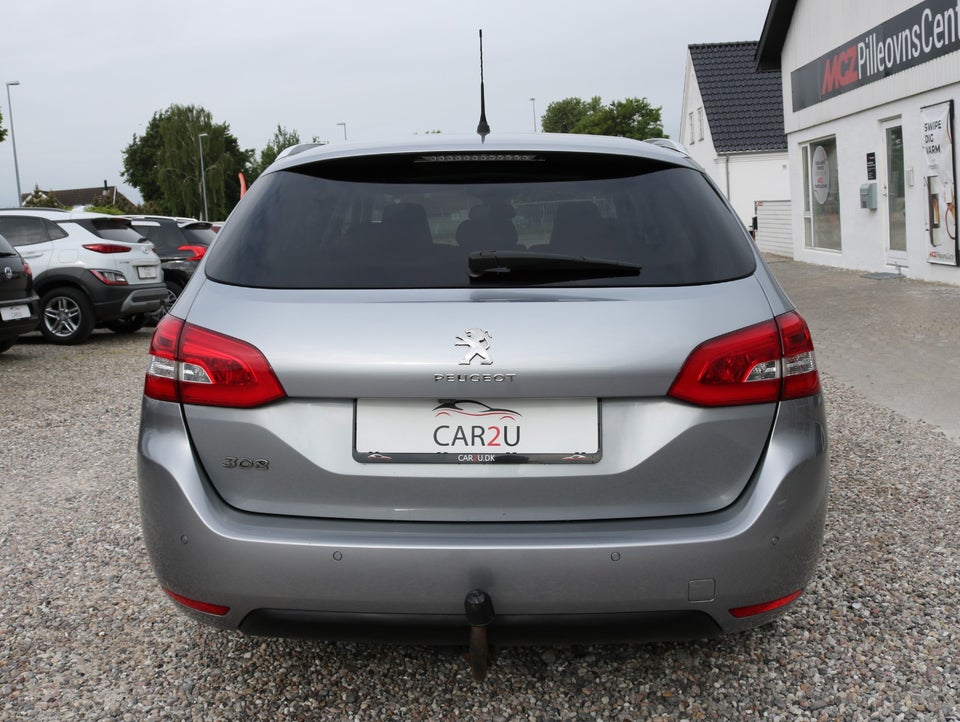 Peugeot 308 1,6 BlueHDi 120 Allure Sky SW 5d