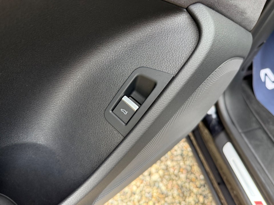 Audi RS Q8 4,0 TFSi quattro Tiptr. 5d