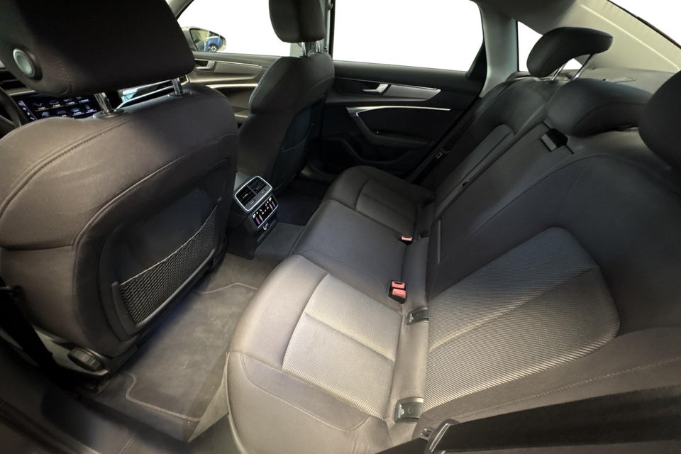 Audi A6 50 TFSi e Sport quattro S-tr. 4d