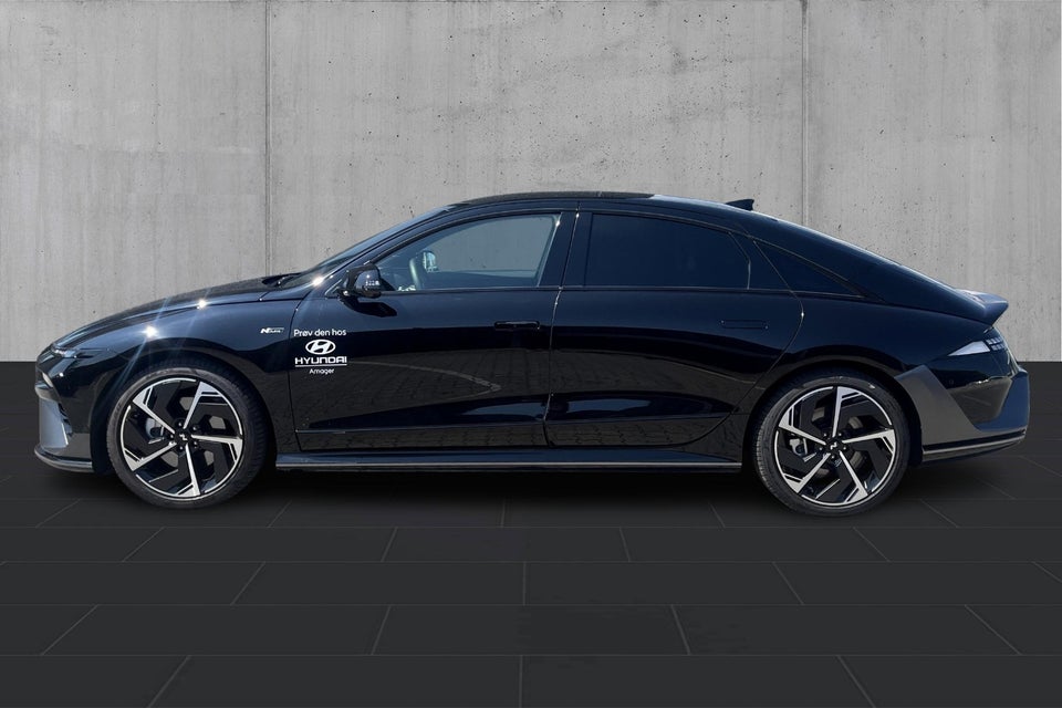 Hyundai Ioniq 6 84 N Line+ 4d