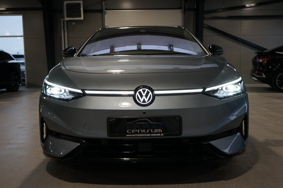 VW ID.7 86 Style S Tourer 5d
