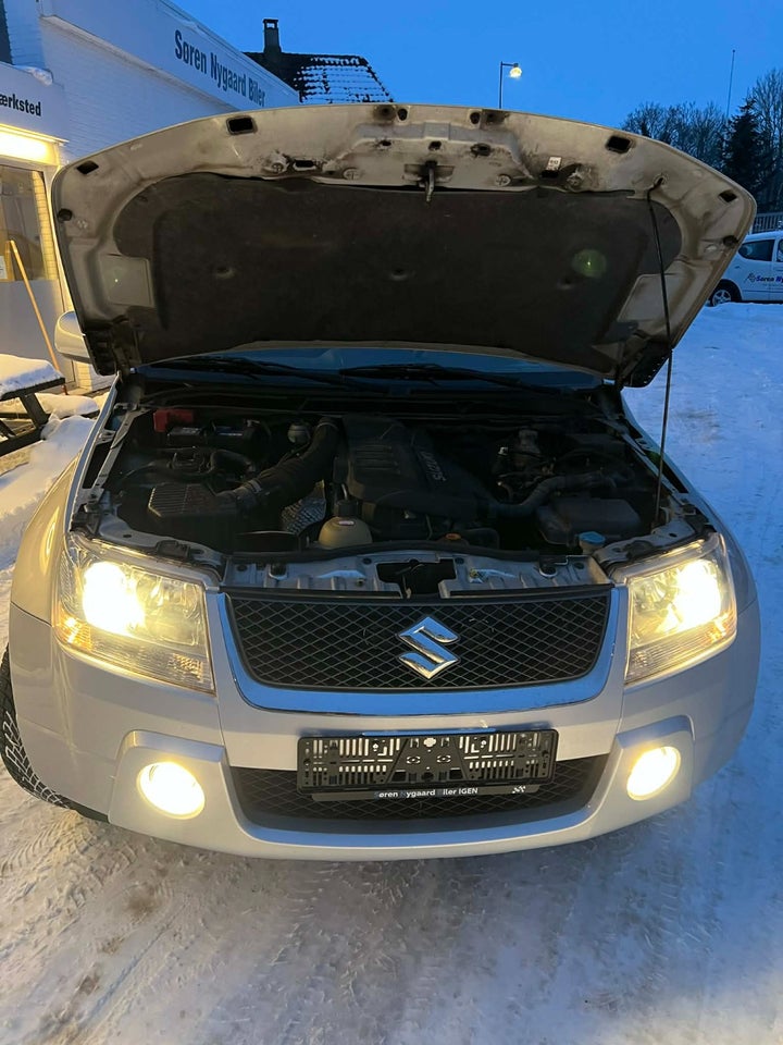 Suzuki Grand Vitara 1,9 DDiS GLX Van 5d