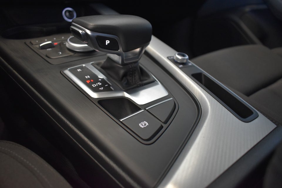 Audi A4 40 TFSi Sport Prestige Avant S-tr. 5d