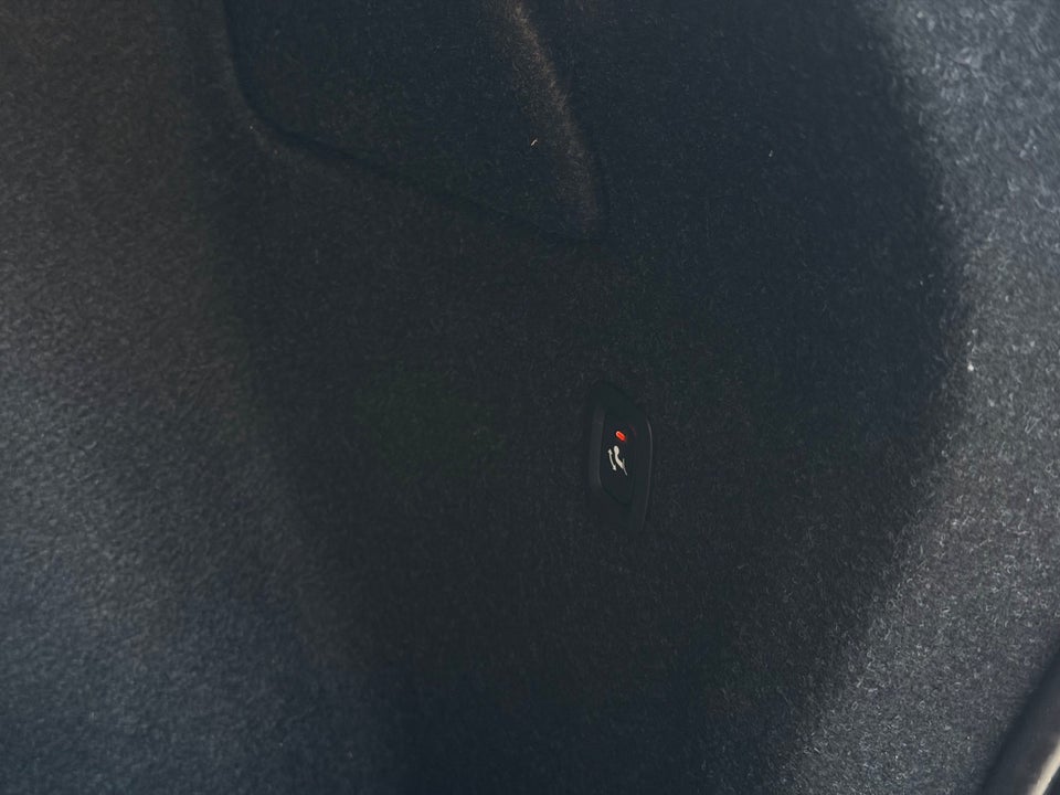 Volvo XC40 P6 ReCharge Ultimate 5d