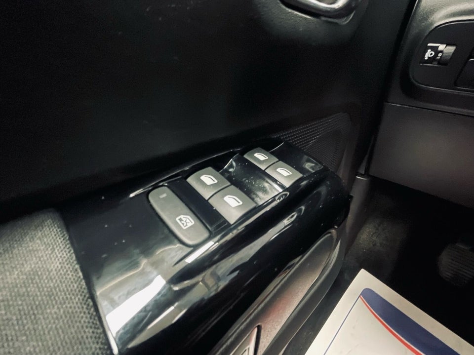 Citroën C3 1,5 BlueHDi 100 Shine 5d