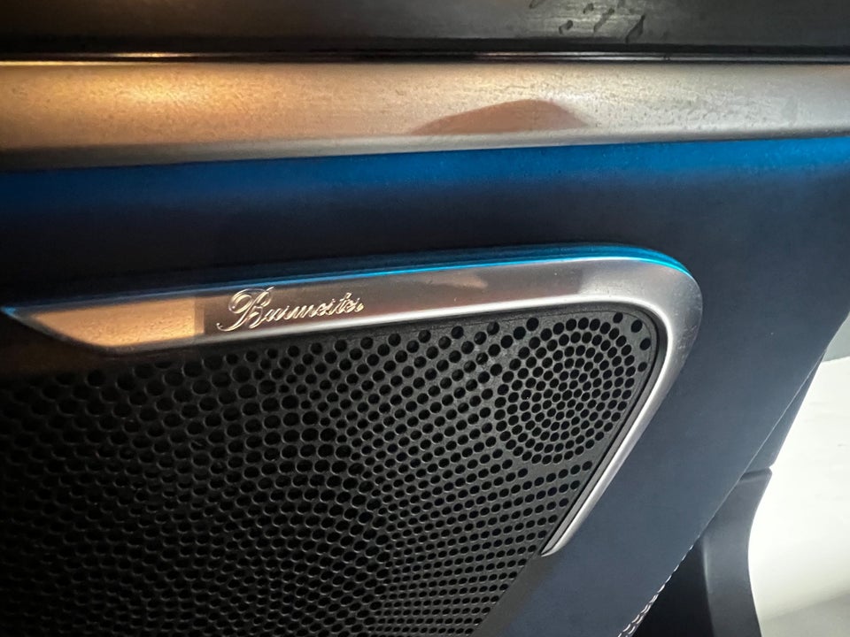 Mercedes EQV300 Avantgarde XL Van