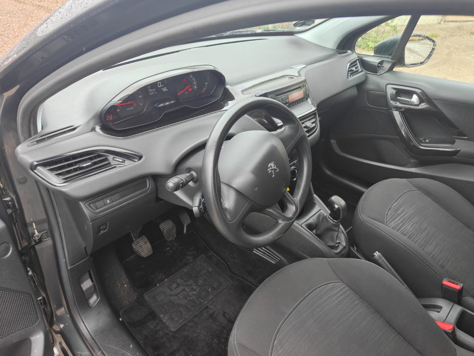 Peugeot 208 1,0 VTi Active 5d