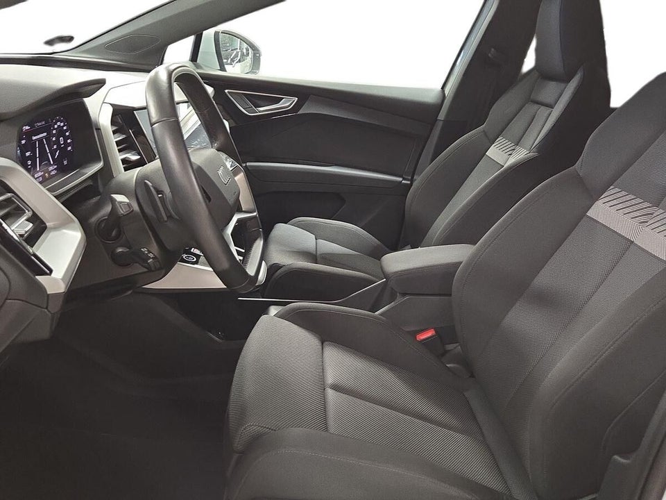 Audi Q4 e-tron 40 Attitude 5d