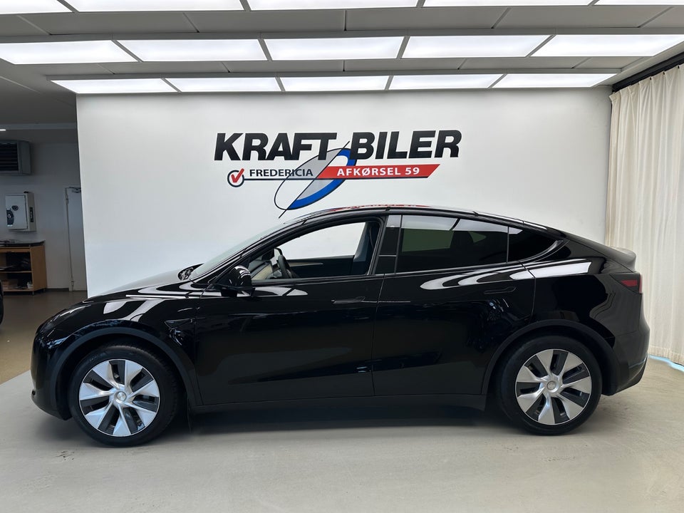 Tesla Model Y RWD 5d