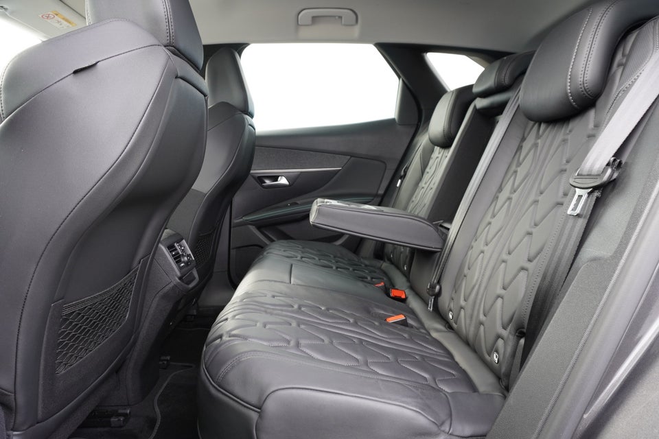 Peugeot 3008 1,6 Hybrid Allure Pack EAT8 5d