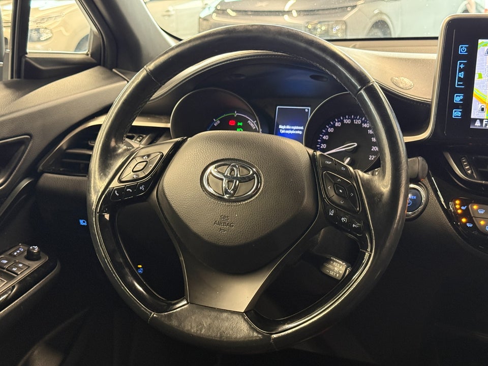 Toyota C-HR 1,8 Hybrid C-ULT CVT 5d