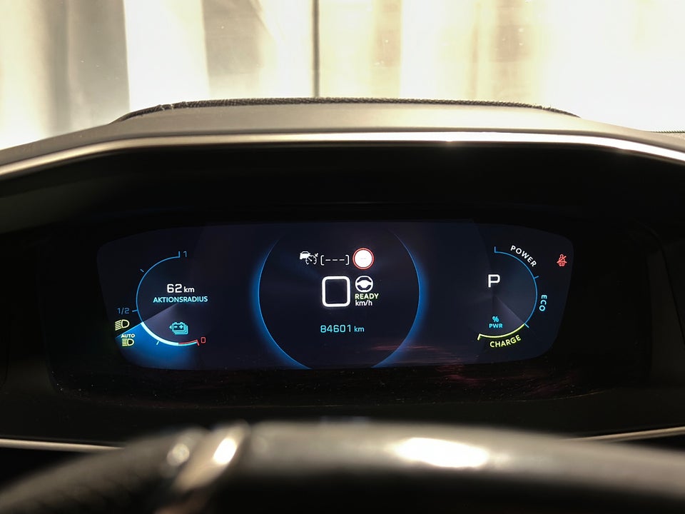 Peugeot e-2008 50 GT Pack 5d