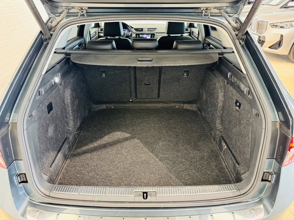Skoda Superb 1,5 TSi 150 Business Executive Combi DSG 5d