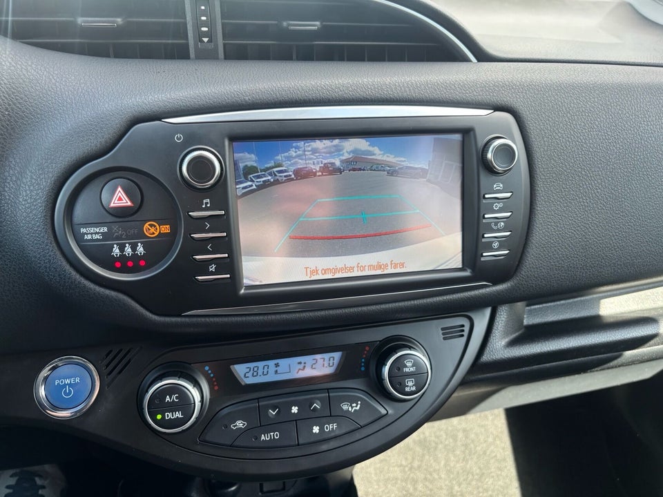 Toyota Yaris 1,5 Hybrid H3 Limited e-CVT 5d