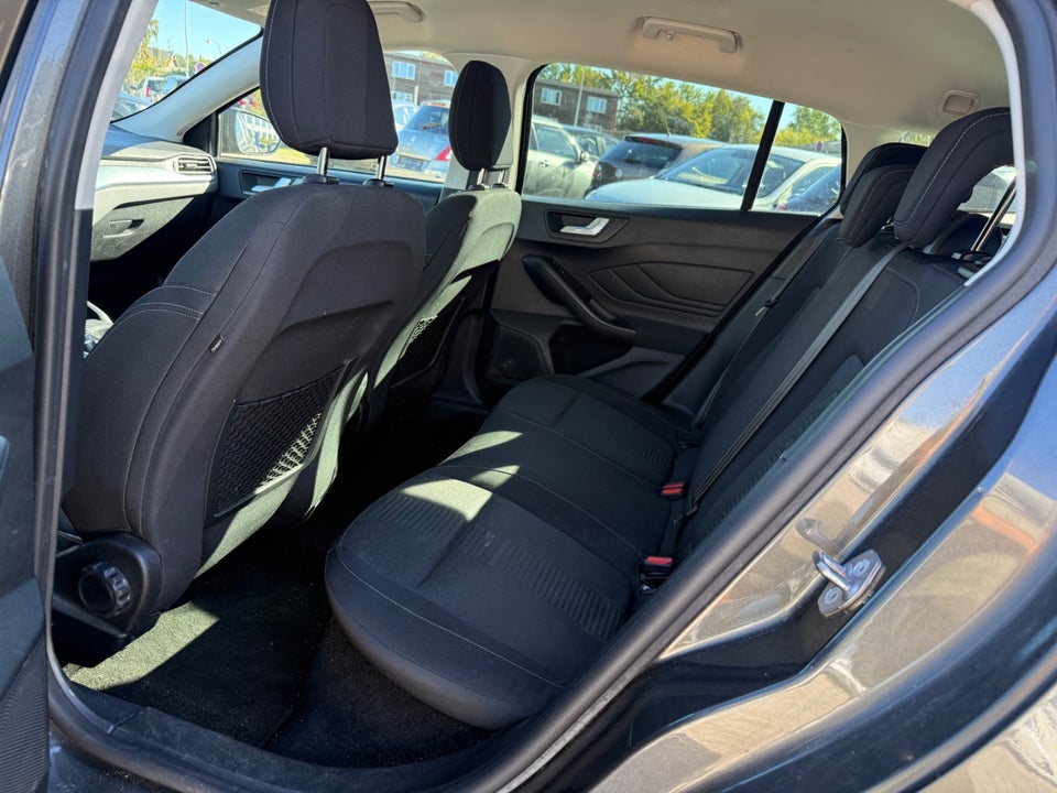 Ford Focus 1,0 EcoBoost Active Business stc. aut. 5d