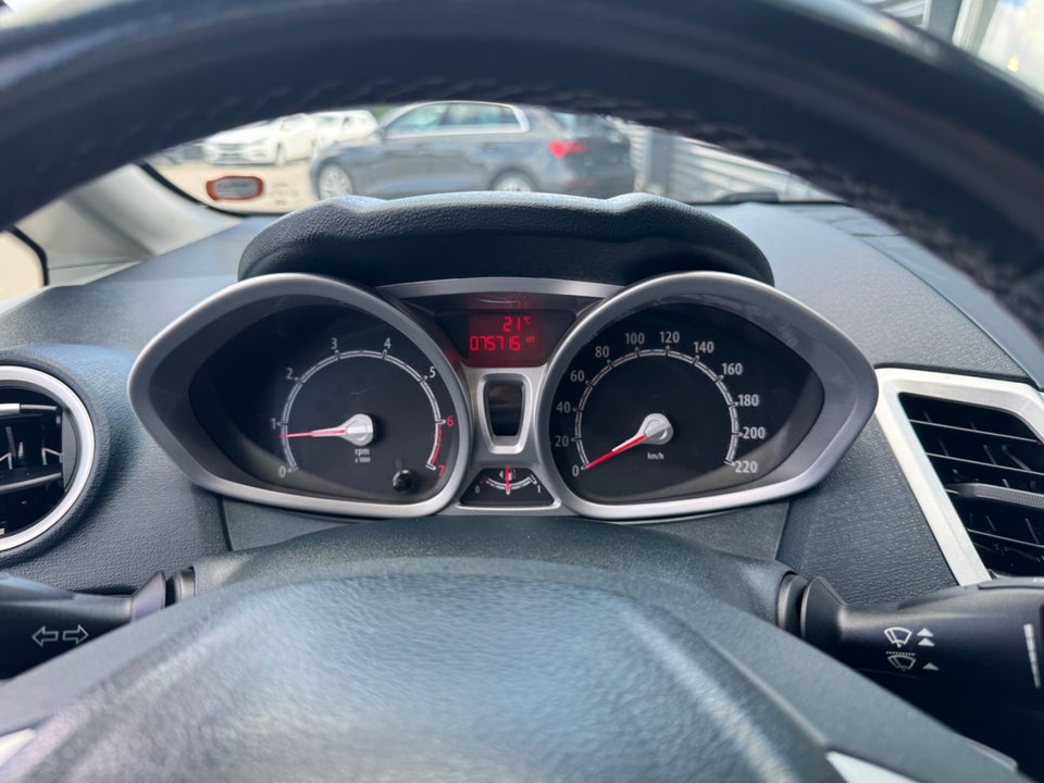Ford Fiesta 1,25 60 Titanium 5d