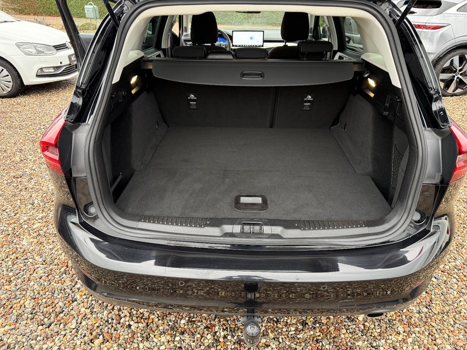 Ford Focus 1,0 EcoBoost mHEV Titanium stc. DCT 5d