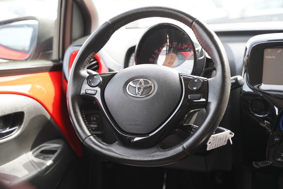 Toyota Aygo 1,0 VVT-i x-cite 5d