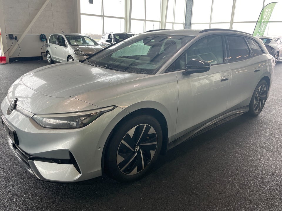 VW ID.7 77 Style Tourer 5d